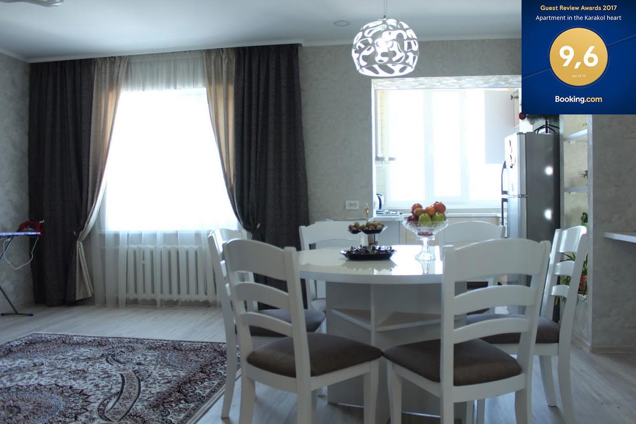 Apartment In The Karakol Heart Ngoại thất bức ảnh
